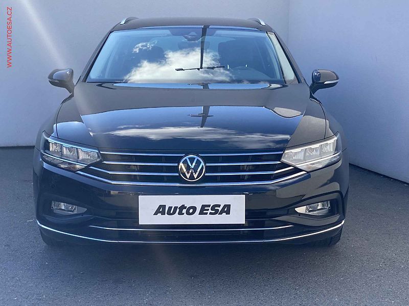 Volkswagen Passat (2021) 2.0 TDi 4x4, 1.maj,ČR - fotka 2 z 19