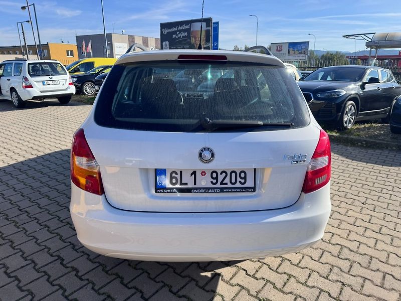 Škoda Fabia (2009) 1,6i 77 KW ROZVODY - fotka 5 z 46