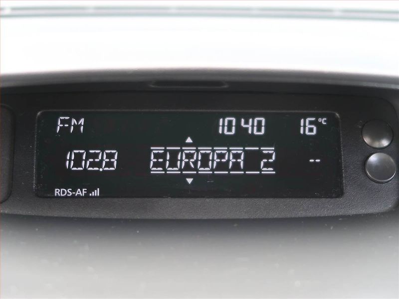 Renault Fluence (2012) 1.6 16V, Tempomat - fotka 15 z 18