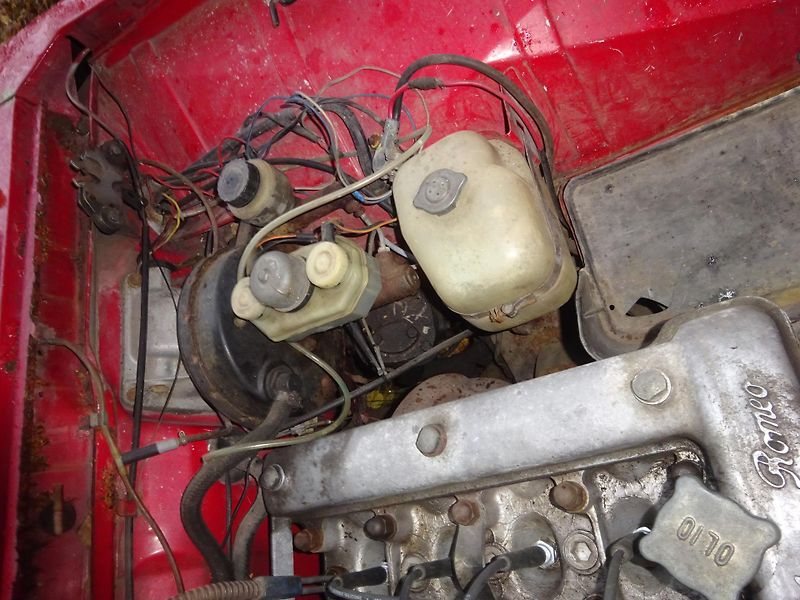 Alfa Romeo Ostatní (1973) Berlina 2000 - fotka 16 z 16