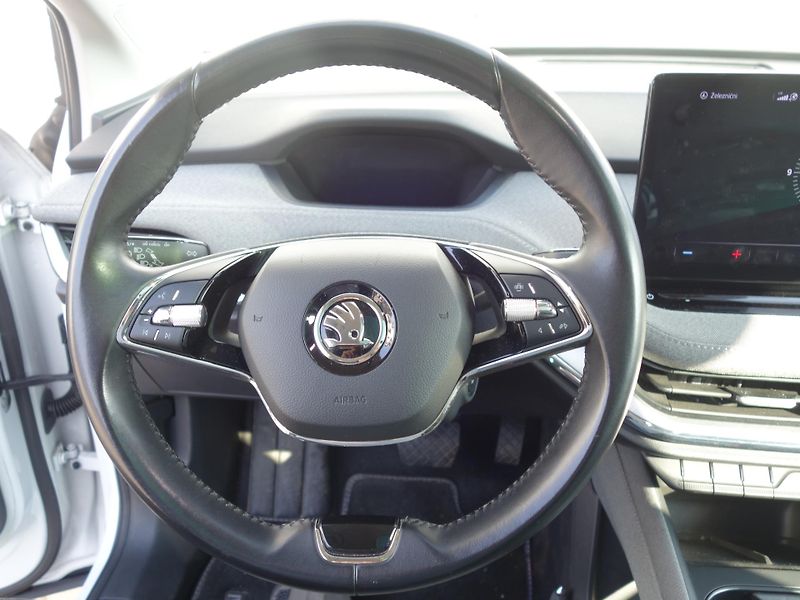 Škoda Enyaq (2021) iV60 Sport Line, SoH 91,8%,DPH - fotka 13 z 28