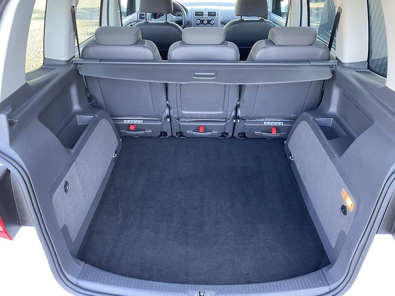 Volkswagen Touran 1.2 TSI 77kW - KLIMATIZACE-PDC - fotka 30 z 39