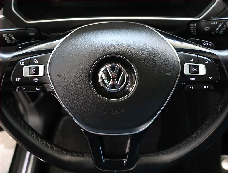 Volkswagen Tiguan (2019) Highline 2.0 TSI - fotka 12 z 25
