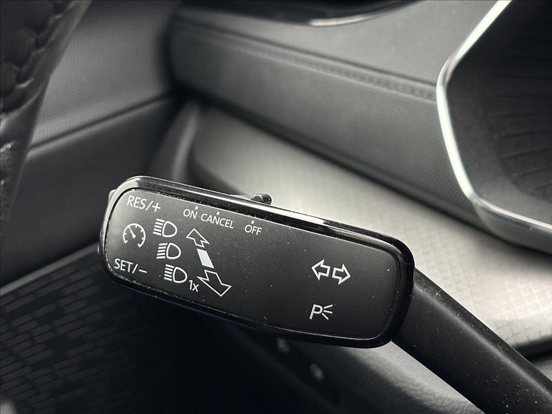 Škoda Octavia 1,5 TSI 110kW Ambition - fotka 17 z 32