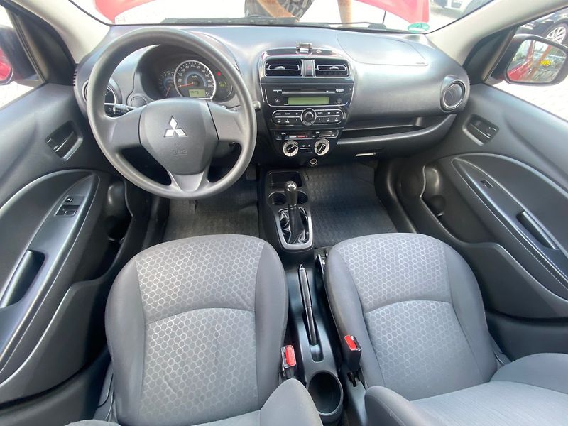 Mitsubishi Space Star (2015) 1.0 52kW - fotka 7 z 17