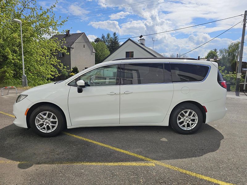 Chrysler Pacifica (2021) 3.6 i 221kw Pacifica Limited - fotka 2 z 19