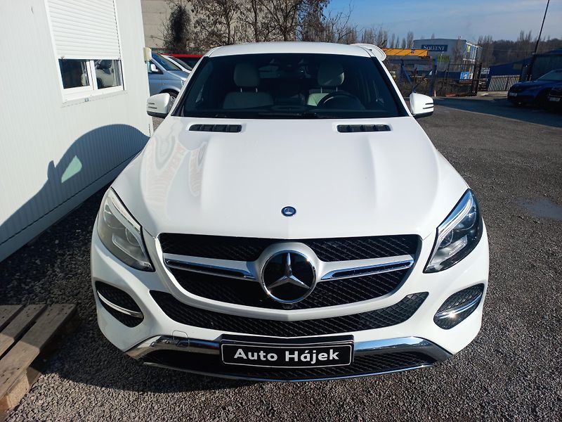 Mercedes-Benz GLE (2017) Coupe 400 245kW 4matic ČR DPH - fotka 3 z 23