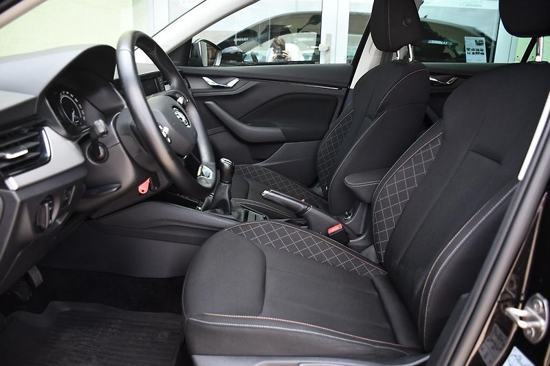 Škoda Scala 1.5TSi ČR 1M - fotka 13 z 37