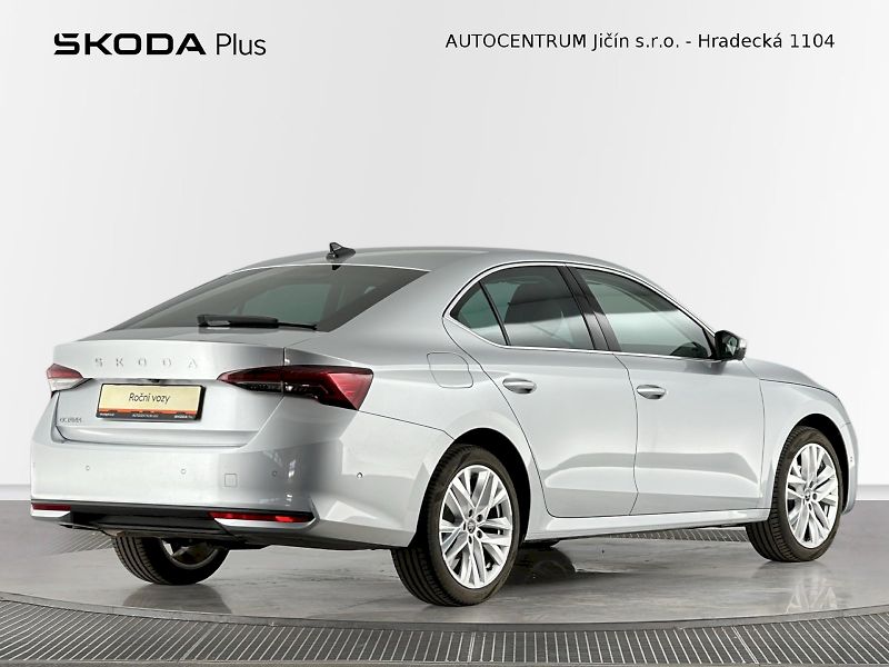 Škoda Octavia (2025) 1.5TSI 110kW Exclusive Selecti - fotka 2 z 33