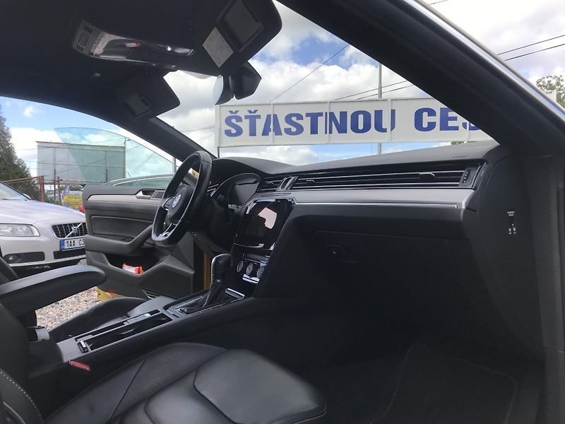 Volkswagen Arteon 2.0 TDI 140 KW,DSG,4x4,R-Line. - fotka 12 z 14