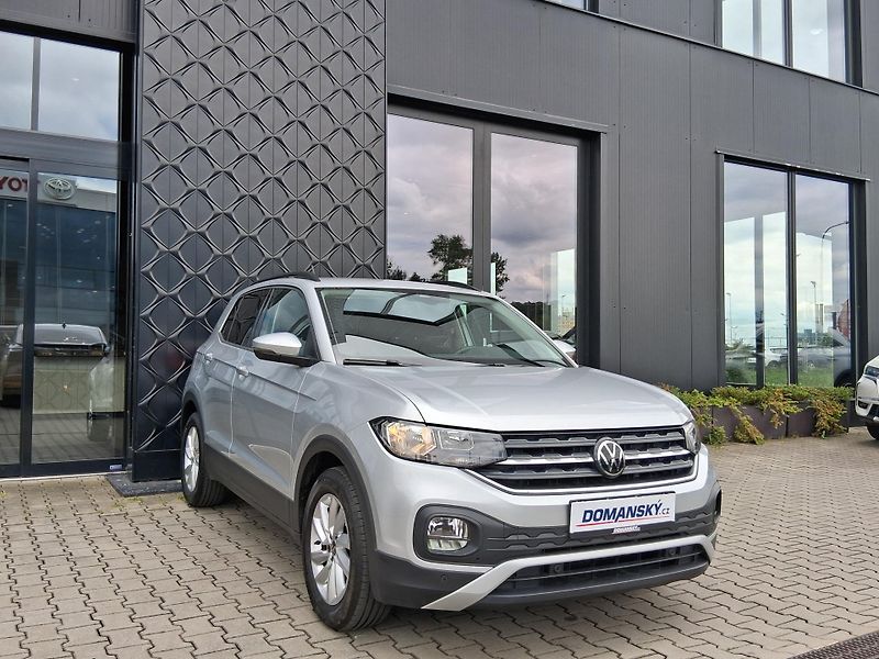 Volkswagen T-Cross LIFE 1.0 TSI 70 kW - fotka 6 z 23
