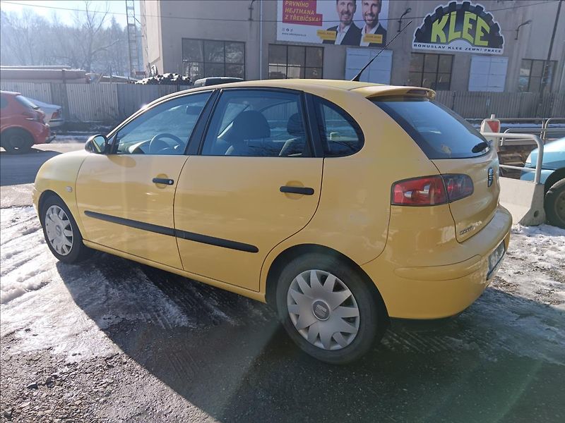 Seat Ibiza 1,4 i Arena - fotka 7 z 19