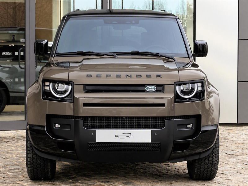 Land Rover Defender (2026) 110 D250 X-DYNAMIC SE - fotka 9 z 24