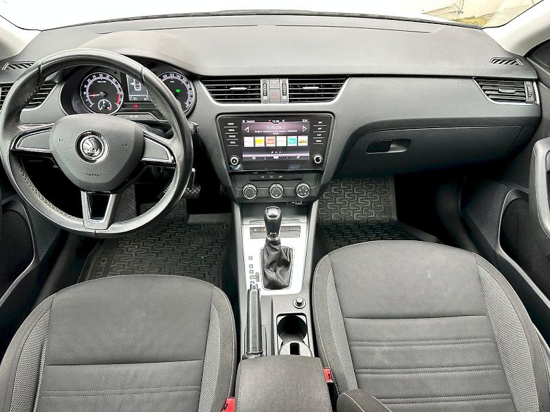 Škoda Octavia (2018) 1.6 TDI 85kW DSG Ambition Fres - fotka 5 z 22
