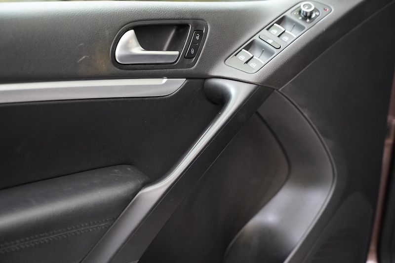 Volkswagen Tiguan - fotka 12 z 25