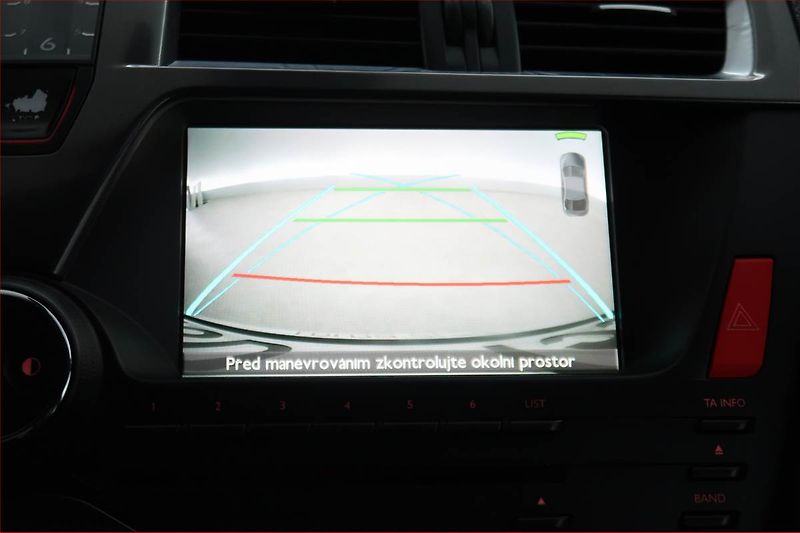 Citroën DS5 (2014) 2.0 BlueHDi, Automat, Navi - fotka 20 z 21
