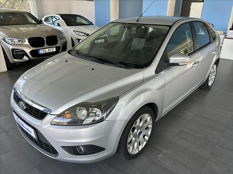 Ford Focus 1,6   SERVISKA,KLIMATIZACE - fotka 3 z 17