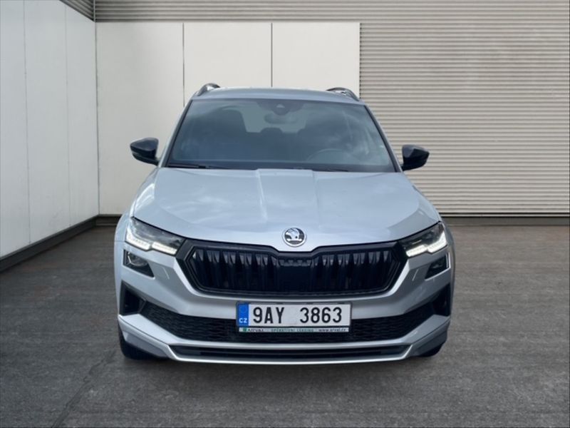 Škoda Karoq 2,0 TDI 110 Sportlin 4x4 AT - fotka 2 z 11