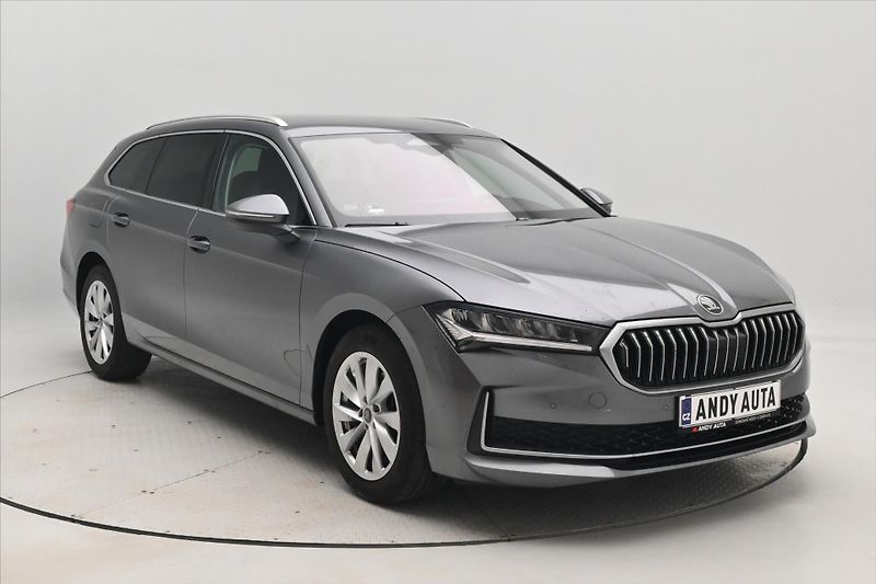 Škoda Superb 1,5 TSI 110kW DSG Selection Zá - fotka 3 z 33