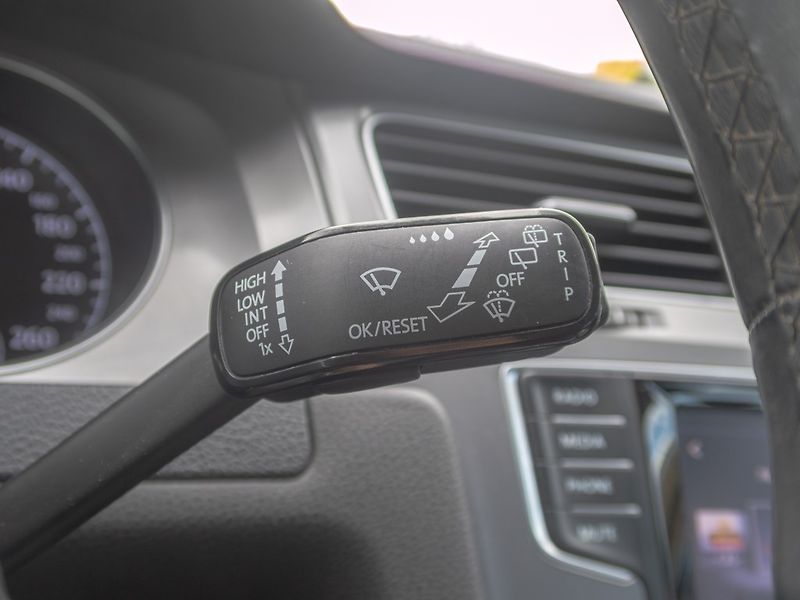 Volkswagen Golf (2014) 1.6TDI 77KW – 2x KOLA - fotka 16 z 40