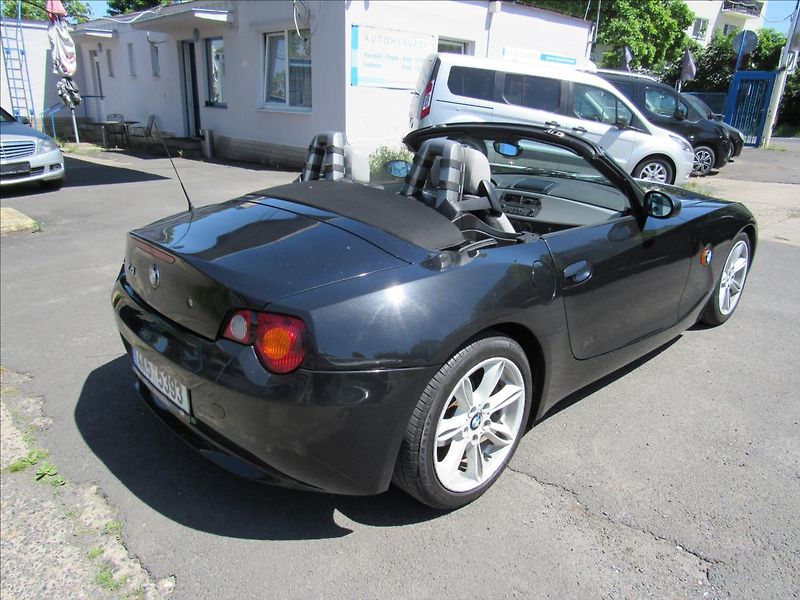 BMW Z4 2,5 i 141kW Manuál - fotka 4 z 39