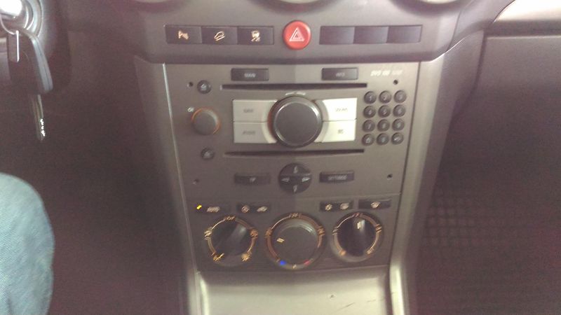 Opel Antara (2008) 1,9CDTI,110KW,ALU,NAV,KLIM,TAŽ - fotka 25 z 35