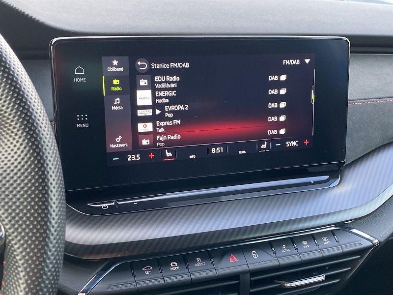 Škoda Octavia (2023) Combi 2.0 TDI DSG RS - fotka 18 z 35
