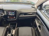 Mitsubishi Outlander (2021) 2.0 Mivec Diamant 2WD Kamera - náhled 17