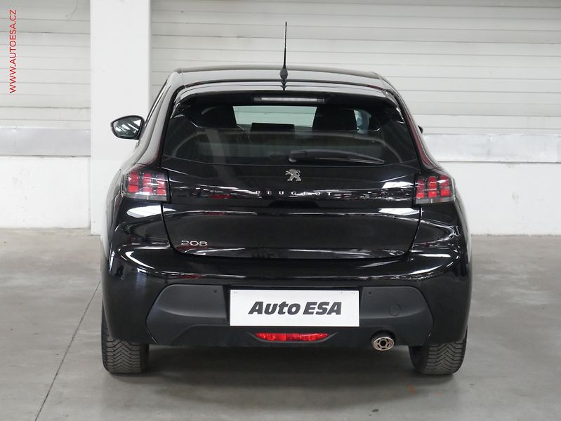 Peugeot 208 (2022) 1.2PT, 2.maj,ČR, LED, autoAC - fotka 5 z 20