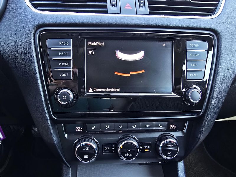 Škoda Octavia 1.4TSI 110KW 1.MAJ 99TKM ČR! - fotka 26 z 29