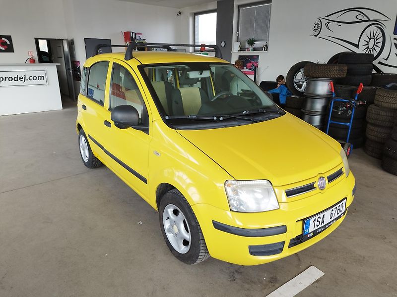 Fiat Panda (2010) 1,3I 44kw ALU EL. VÝBAVA - fotka 3 z 11