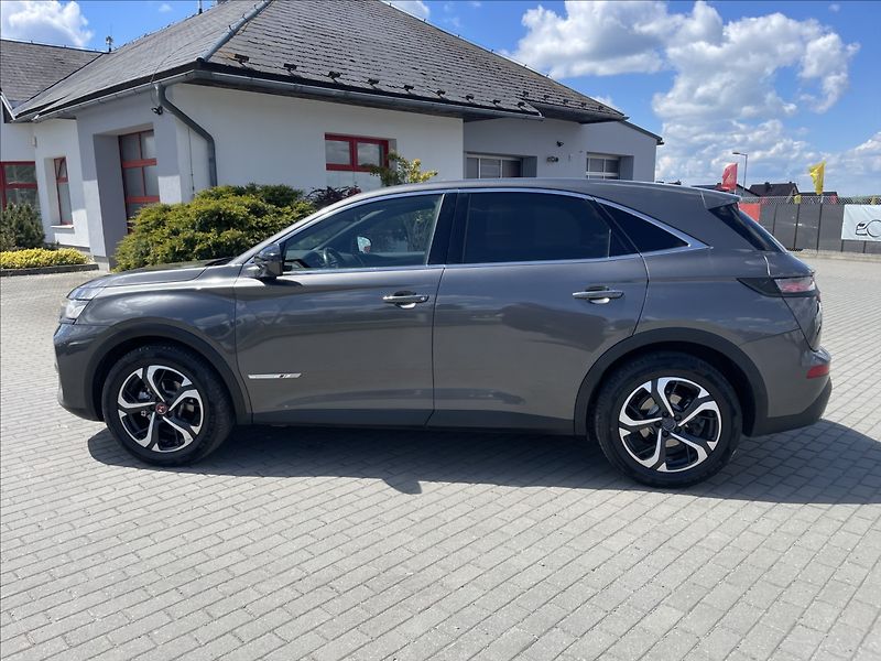 DS Automobiles DS7 Crossback 2,0 BHDi 130kw Grand Chic AT8 - fotka 37 z 41