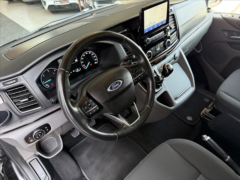 Ford Tourneo Custom 2,0 Long,96kW,po servisu - fotka 21 z 30