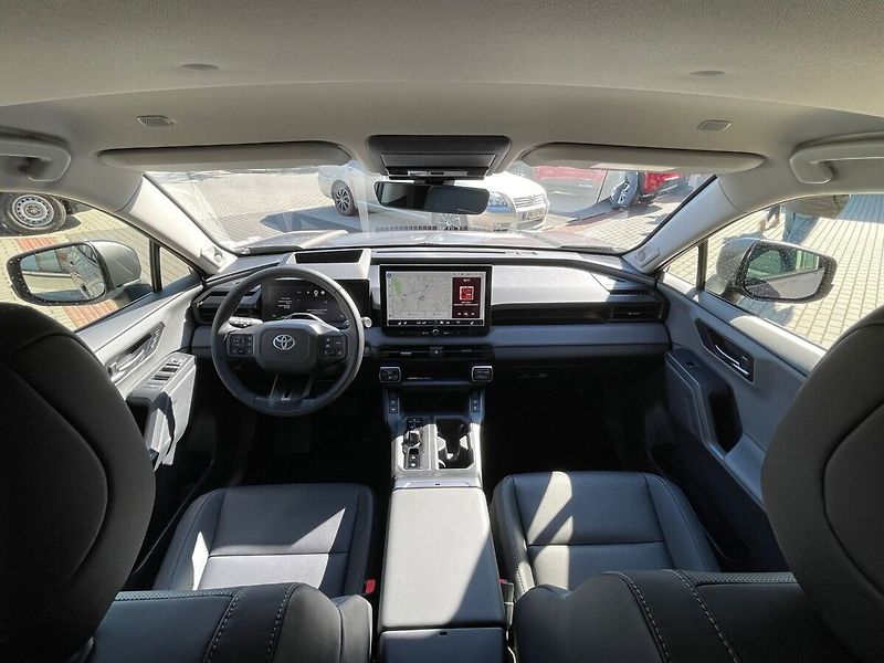 Toyota RAV4 4x4 PHEV Executive Na IČO - fotka 13 z 19