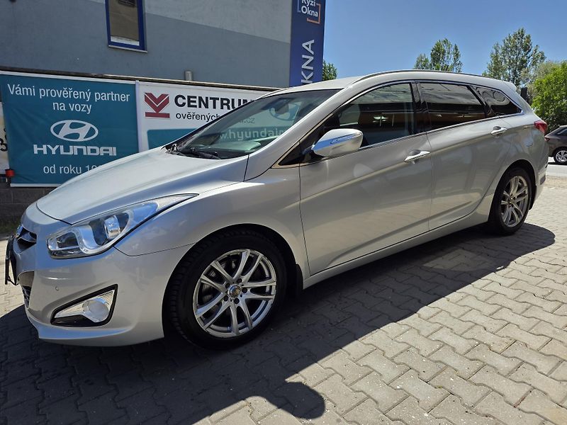 Hyundai i40 1.7-100KW-KAMERA-AUT.KLIMA - fotografie inzerátu