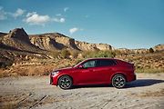 BMW iX2 xDrive30
