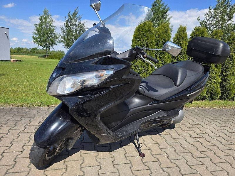 Suzuki Burgman 400 (2010) ABS - fotka 9 z 12