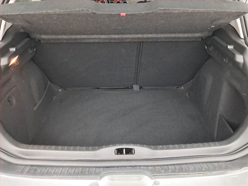 Peugeot 308 (2012) 1.4 VTi, ČR,1.maj - fotka 14 z 16