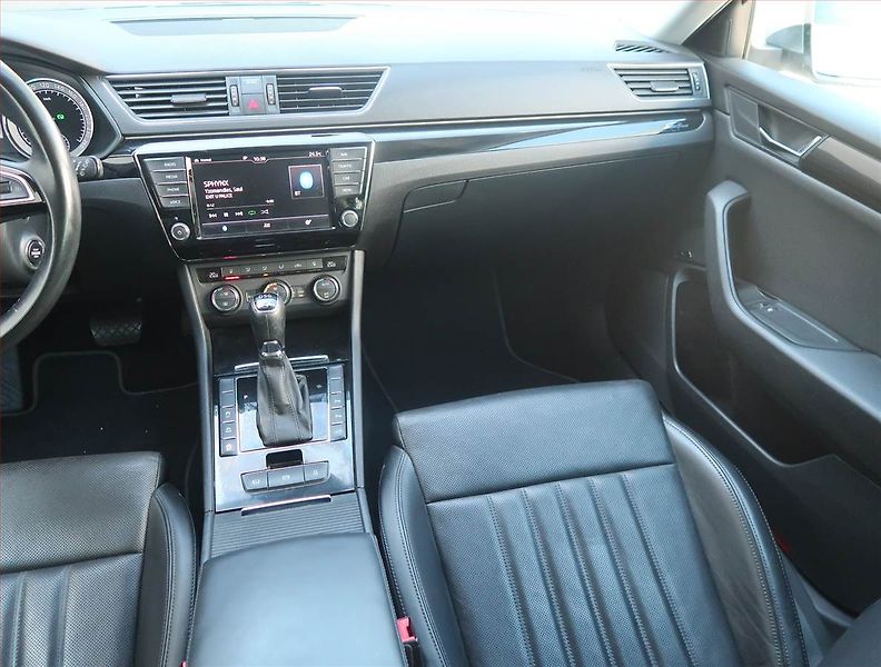 Škoda Superb (2017) 2.0 TDI 4x4, 4X4, Automat - fotka 8 z 14