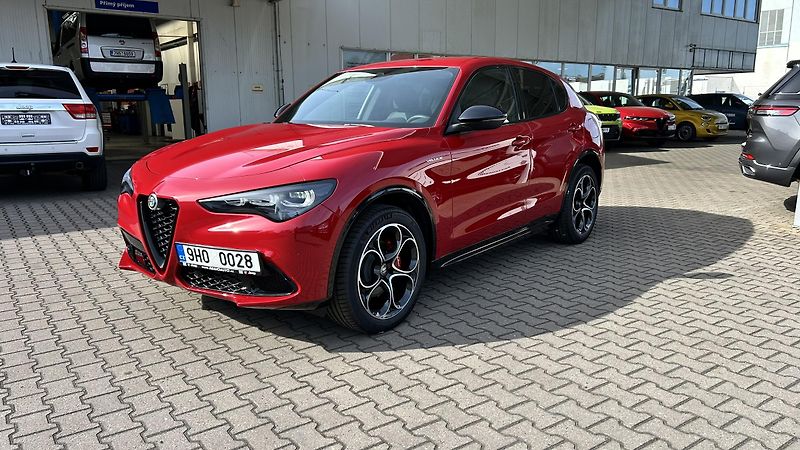 Alfa Romeo Stelvio 2.0i 280k AWD Veloce - fotografie inzerátu
