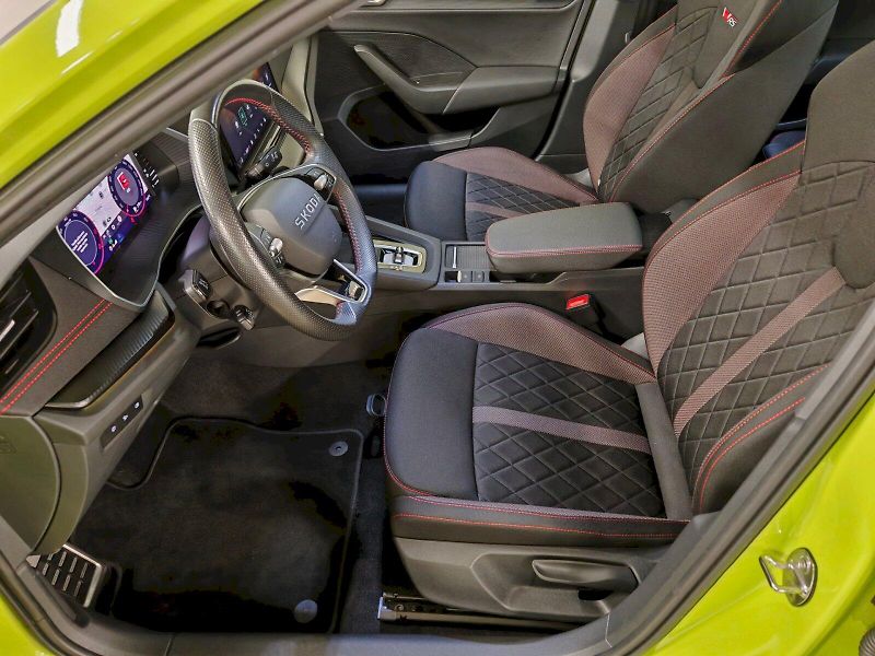 Škoda Octavia (2025) 2.0 TSI 195 kW DSG RS - fotka 22 z 31