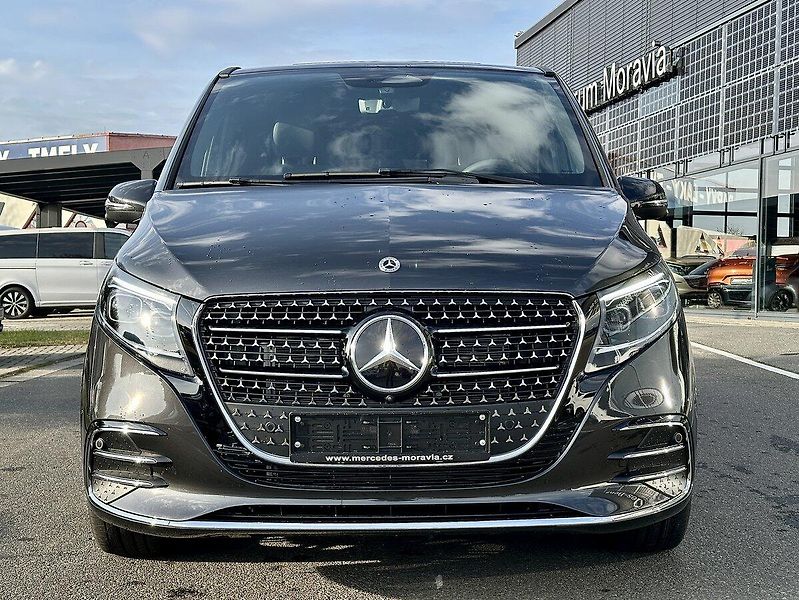 Mercedes-Benz Třídy V (2025) 300d EXCLUSIVE 4M XL AIRMATIC - fotka 2 z 34