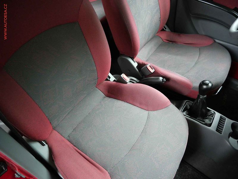 Hyundai Atos (2006) 1.1i, ČR - fotka 11 z 16