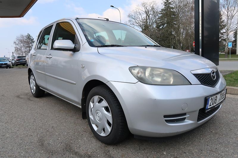 Mazda 2 (2004) 1,25i Comfort, 55 kW, ČR - fotka 10 z 30