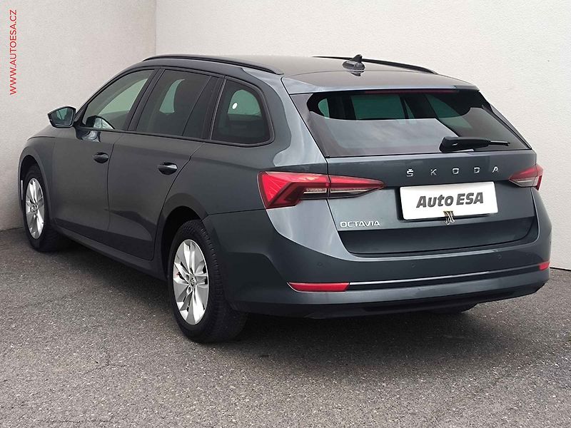 Škoda Octavia (2021) 2.0 TDi, ČR, Ambition, DSG - fotka 6 z 26