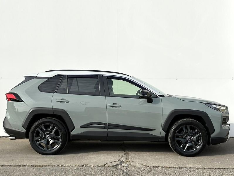 Toyota RAV4 2.5 HSD e-CVT AWD Adventure - fotka 3 z 22