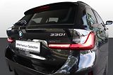BMW Řada 3 330i xDrive Touring - náhled 16
