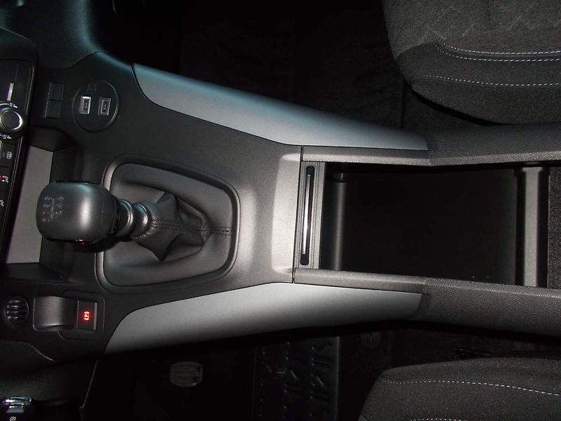 Opel Combo (2026) Edition Plus L1H1 1.2 TURBO (8 - fotka 23 z 34