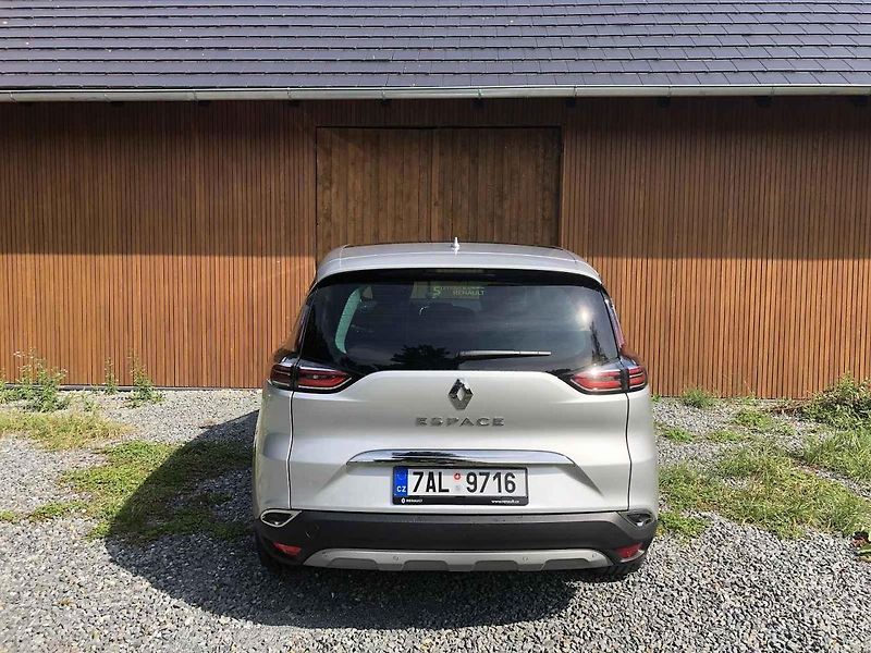 Renault Talisman má naopak dražší benzinový motor.