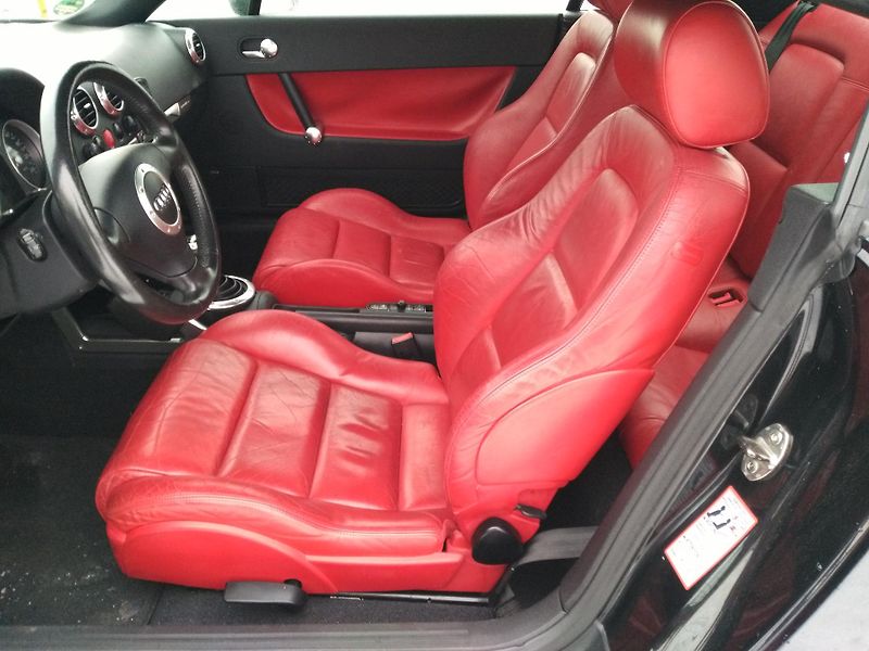 Audi TT 1,8 Turbo Quattro - fotka 10 z 31